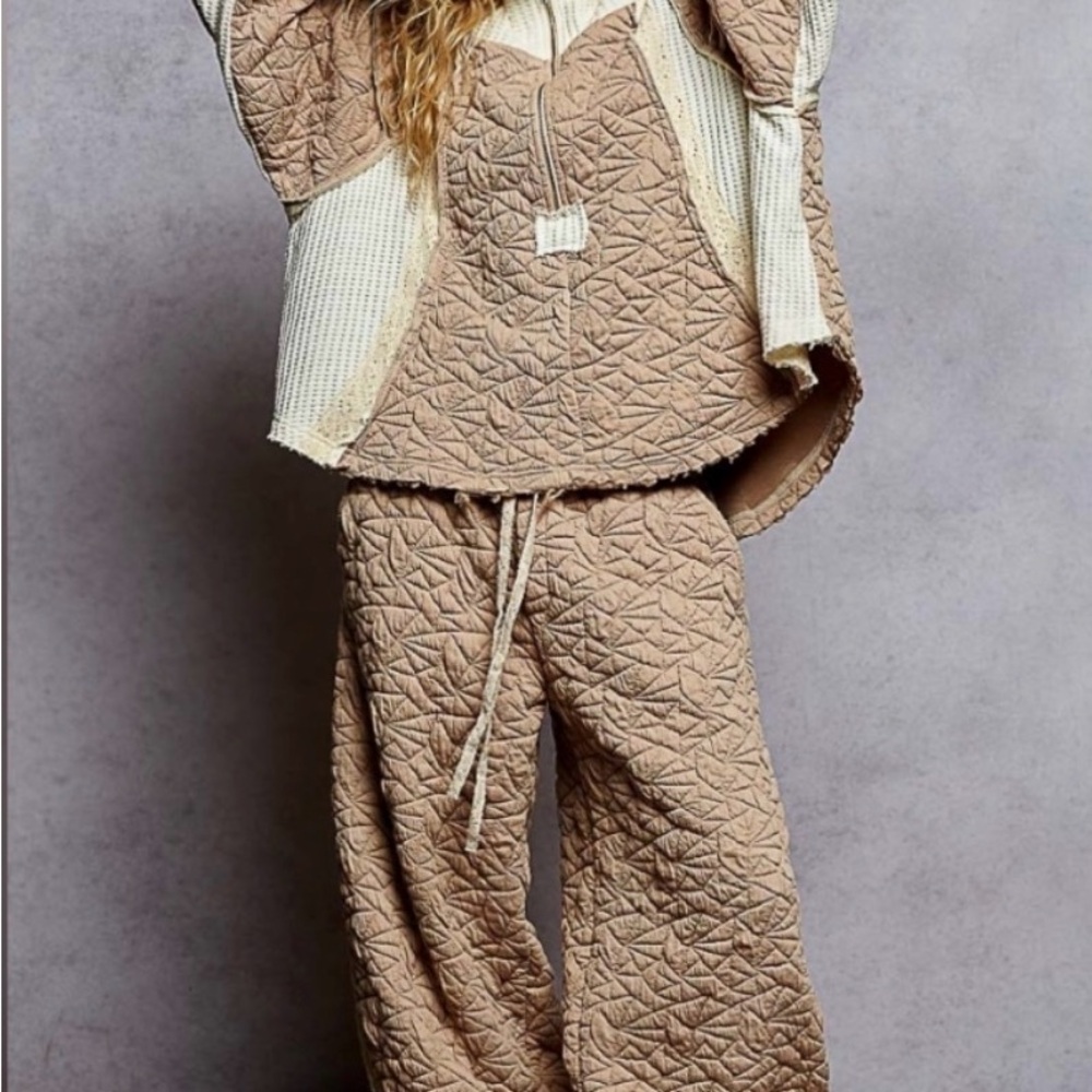 POL Cozy Tan Quilted Women's Set